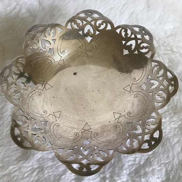 VTG Silver Plated Small Pedestal Dish, Footed Dish - Picture 3 of 9